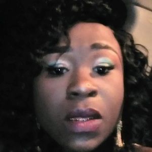 Meet your Posher, Kiamber